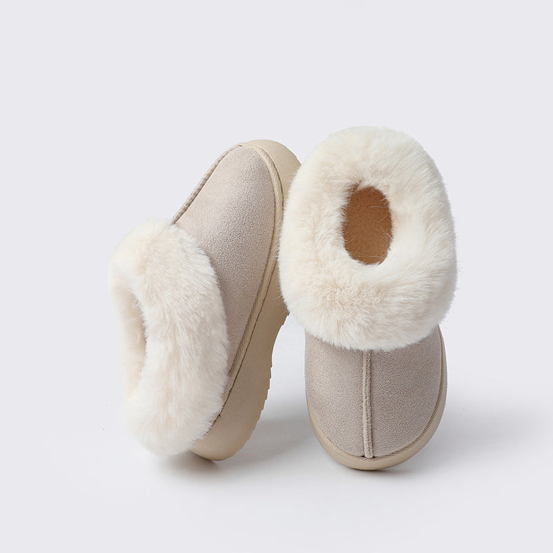 Tina Slippers – Wärme und Stil für den Winter